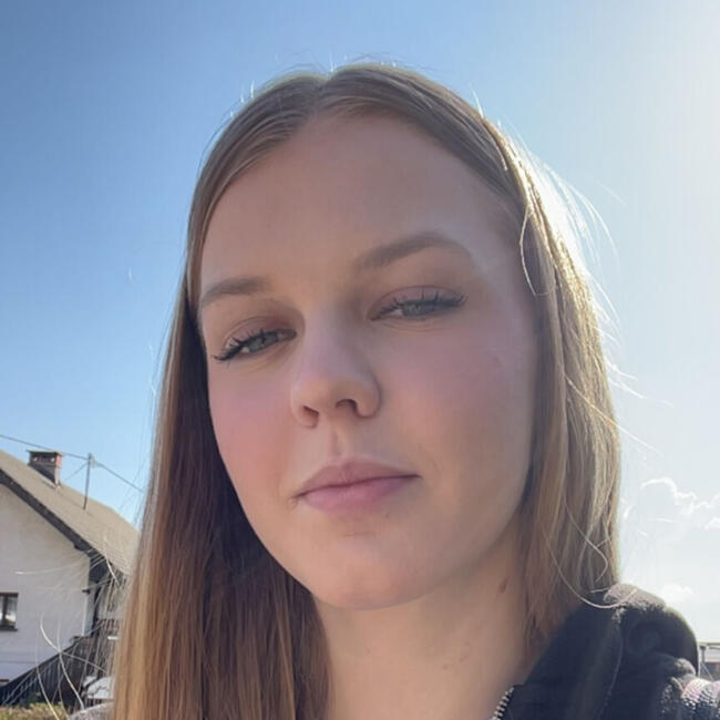Babysitter in Županje njive: Maša