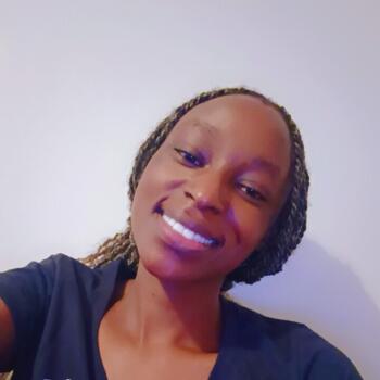 Babysitter in Colchester: Bett