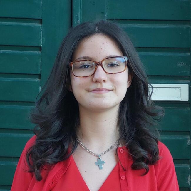 Babysitter in Lisbon: Maria