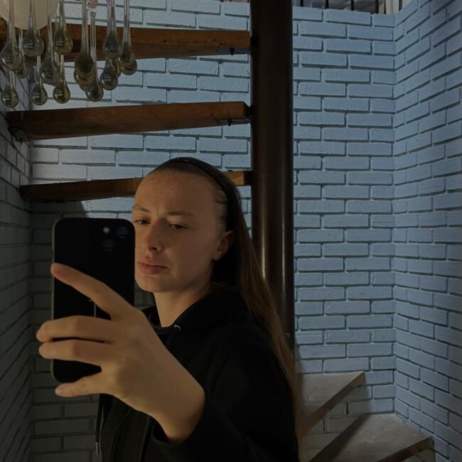 Babysitter in Gambais: Clara