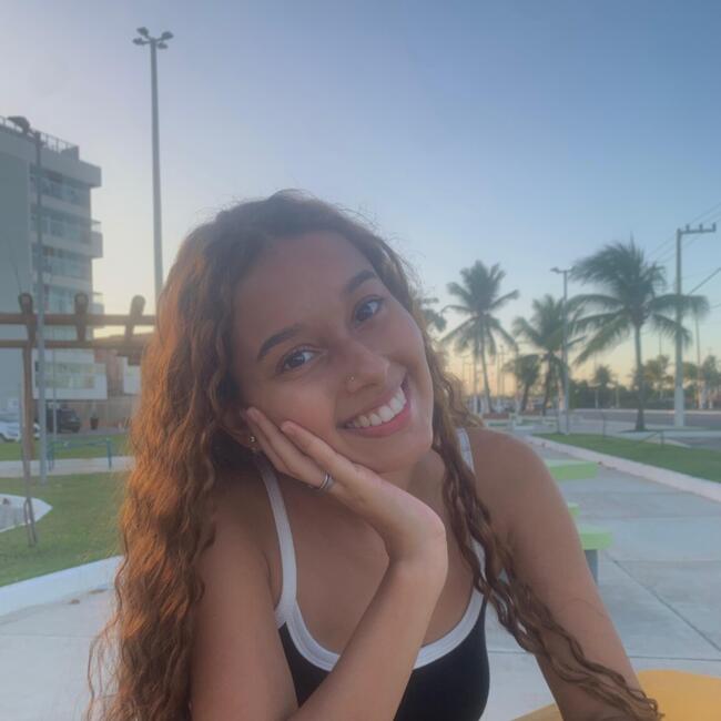 Babysitter in Aracaju: Amanda