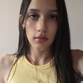 Babysitter in Maceió: Leticia