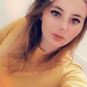 Baby-sitter in Boulogne-sur-Mer: Elodie