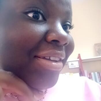 Babysitter in Abidjan: Ramatoulaye