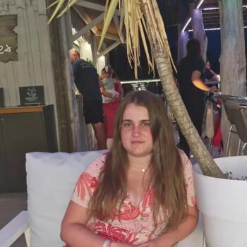 Babysitter in Lierde-Saint-Martin: Oceane