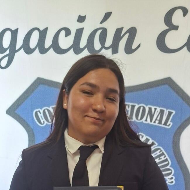 Babysitter in San Bernardino: XIMENA