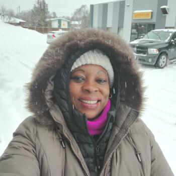 Baby-sitter in Grand Sudbury: Ngabou