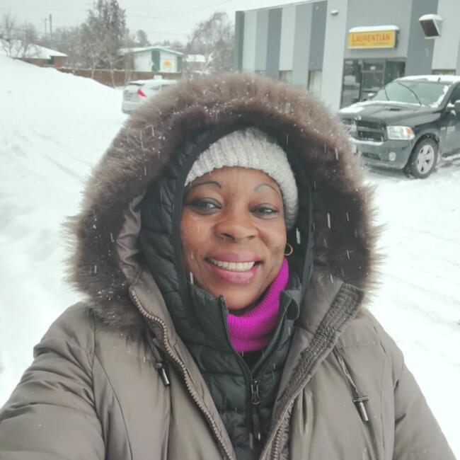 Baby-sitter in Grand Sudbury: Ngabou