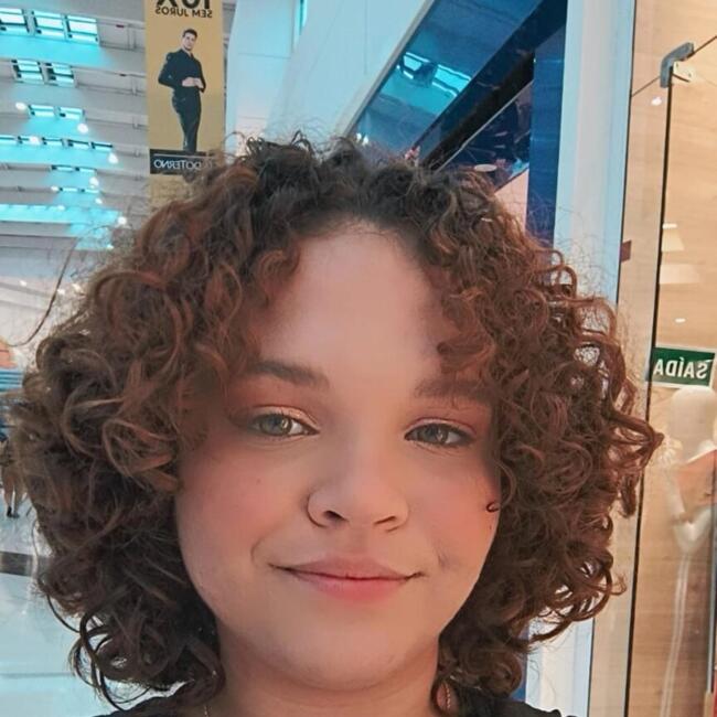 Babysitter in São João de Meriti: Brenda