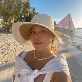 Nanny job in Pasig: babysitting job Christine