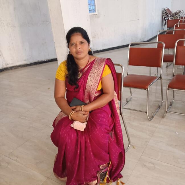 हैदराबाद में बेबीसिटर: Ithapaka