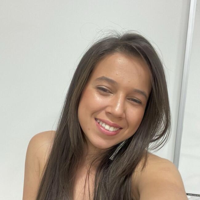 Babysitter in Sete Lagoas: Daniely