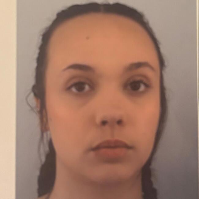 Babysitter in Villenave-d'Ornon: Zoe