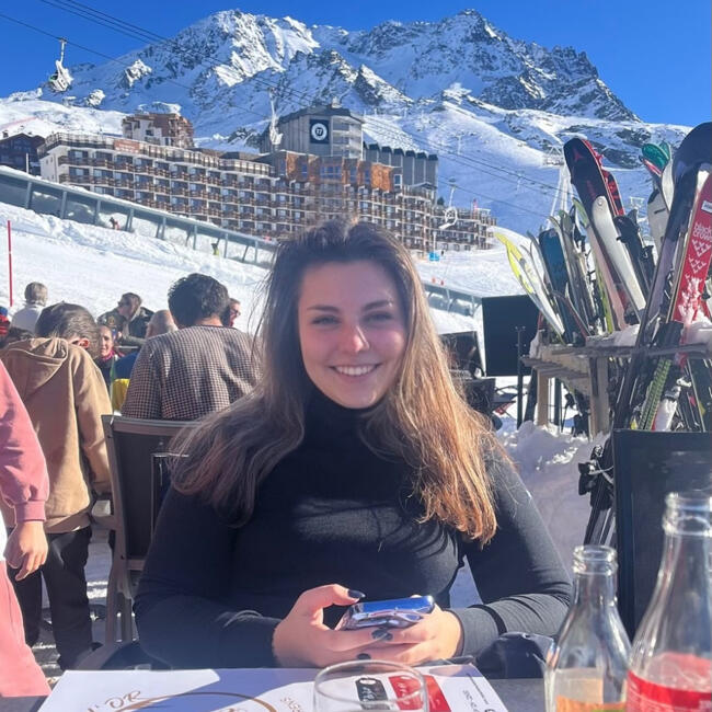 Babysitter in Pepinster: Alix