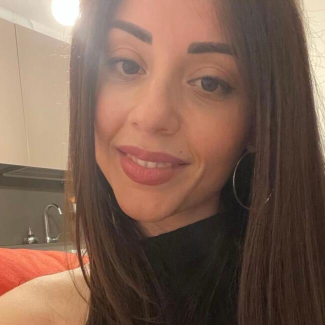 Lavoro per babysitter a Arluno: Vittoria