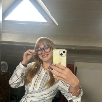 Babysitter in Draveil: Loane