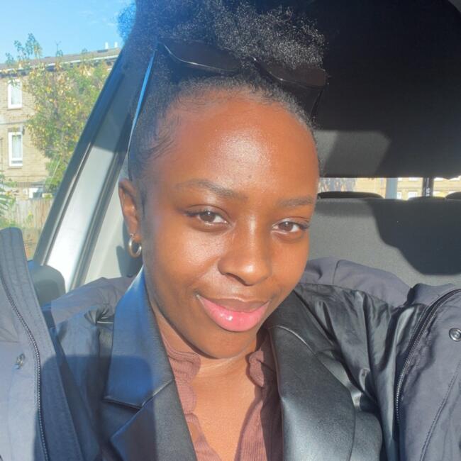 Babysitter in London: T'Sharna
