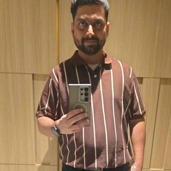 बंगलौर में बेबीसिटिंग की नौकरी: Karthik