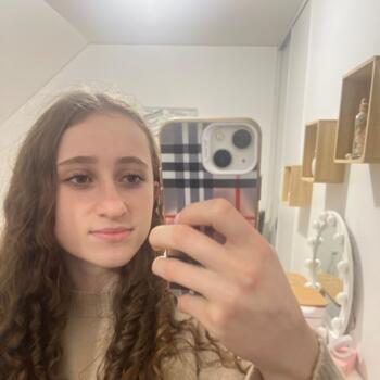 Babysitter in Changé (Mayenne): Melina