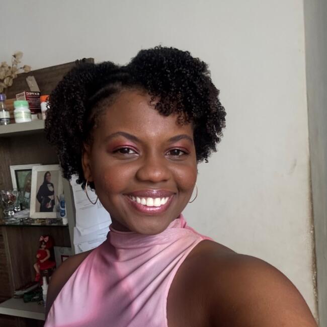 Babysitter in Salvador: Aldine