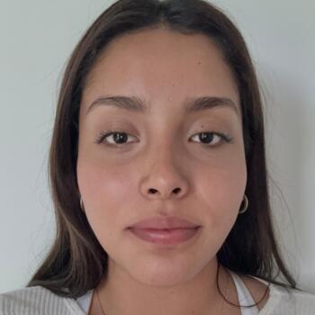 Niñera Mérida: Laura