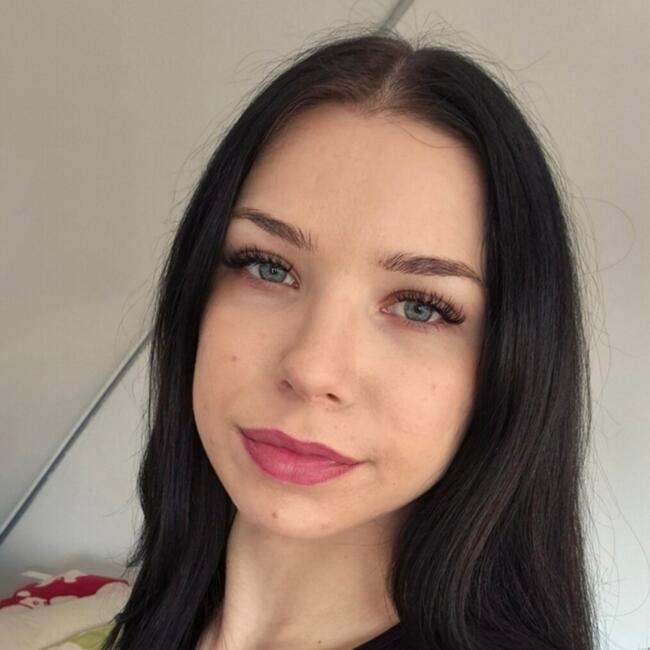 Bébiszitter Gyál területén: Kíra