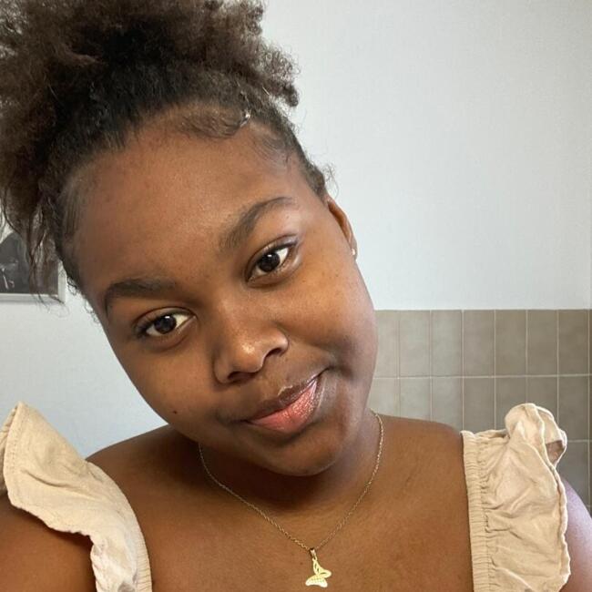 Babysitter in Nancy: Esther-andrée