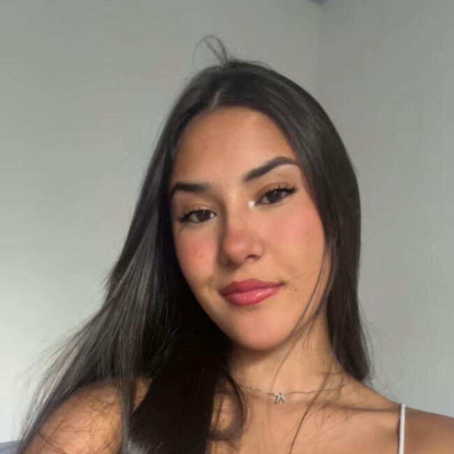 Babá em Curitiba: Kauany