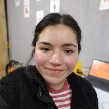 Babysitter in Concepción: Anthonella Roa