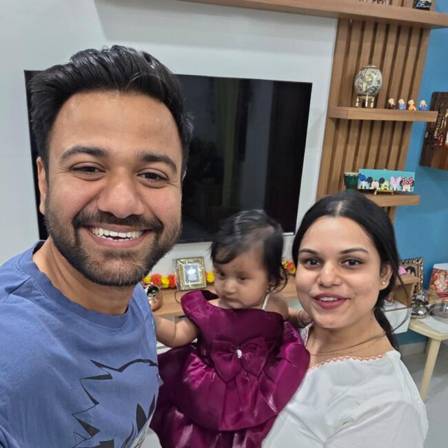 पुणे में बेबीसिटिंग की नौकरी: Sourav