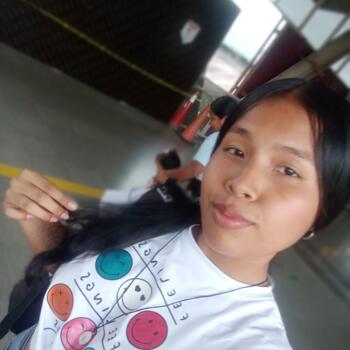 Babysitter Panama City: Yulianis