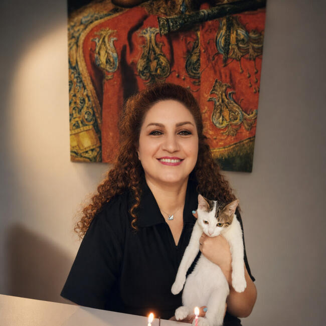 Babysitter in Istanbul: Parisa