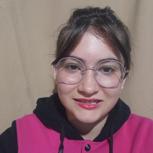 Babá em Jacareí: Raiany