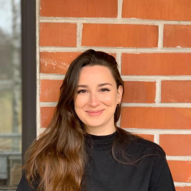 Auklė Liuksemburgas: Valentine