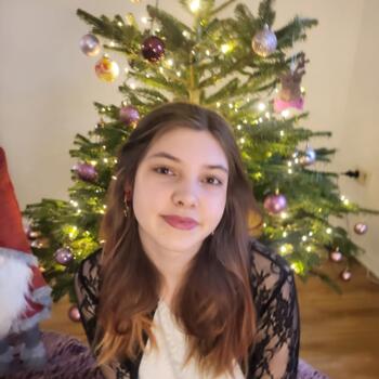 Babysitter in Hecklingen: Laura