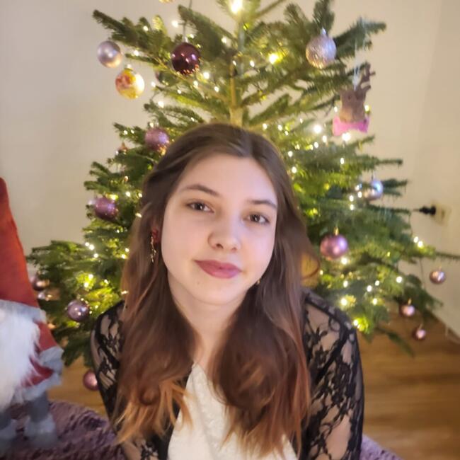Babysitter in Hecklingen: Laura