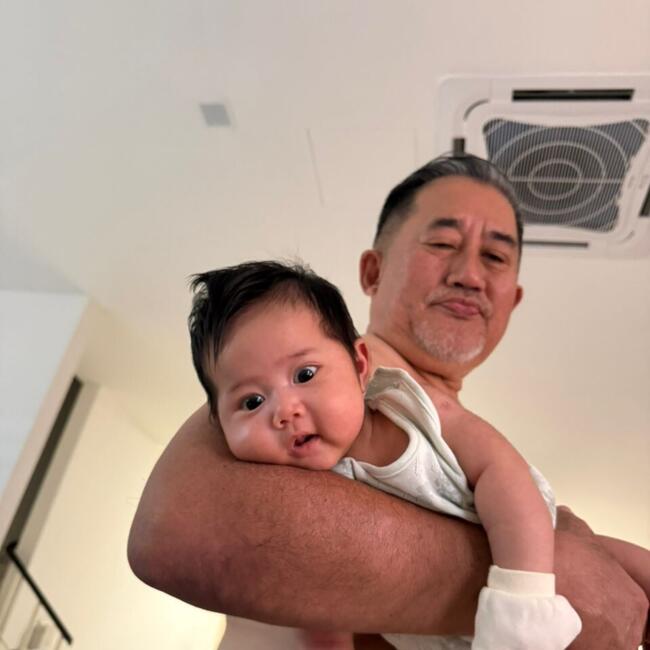 Kerja pengasuh di Johor Bahru: Jeffery