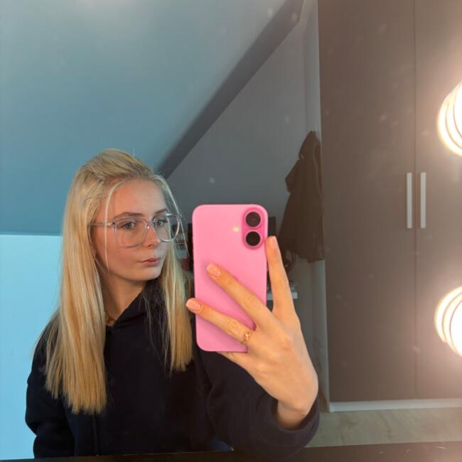 Babysitter in Wuustwezel: Ally