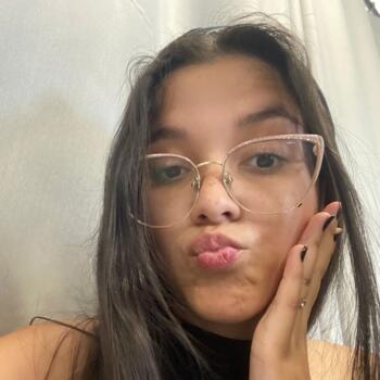 Babysitter Alfenas: Mirely