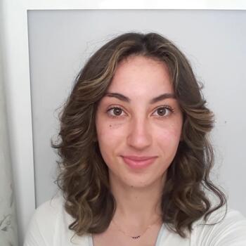 Baby-sitter Marseille: Adèle