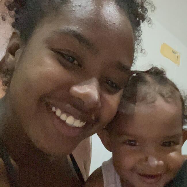 Emprego de babá em Serra: FRANCIELE