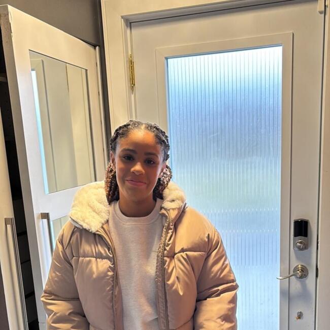 Babysitter in Longueuil: Noa