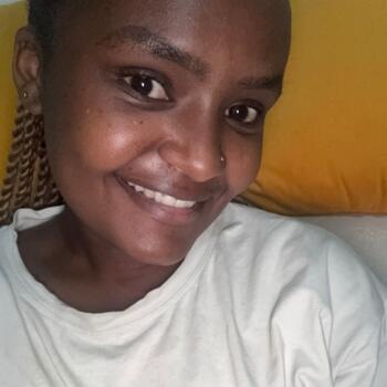 Babysitter in Nairobi: Kanana