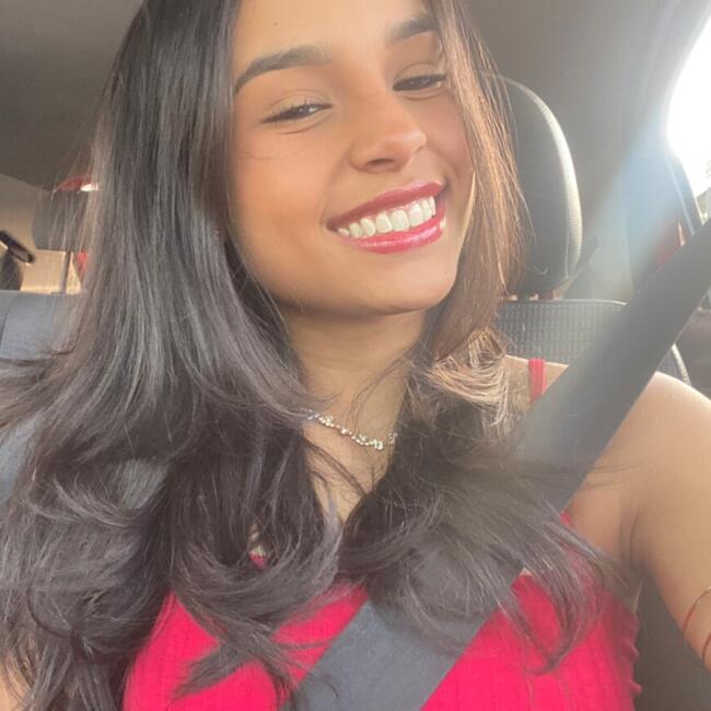 Babysitter in Santa Luzia: Lídia