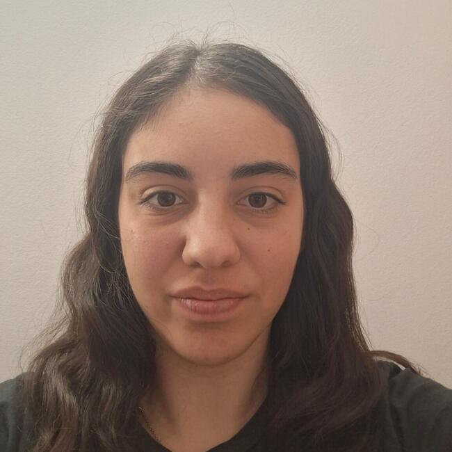 Canguro en Pineda: Camila