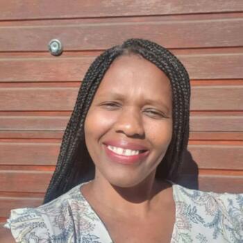Babysitter Cape Town: Yandiswa