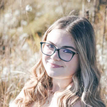 Babysitter in Worcester: Adyson