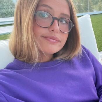 Babysitter in Lisbon: Alice