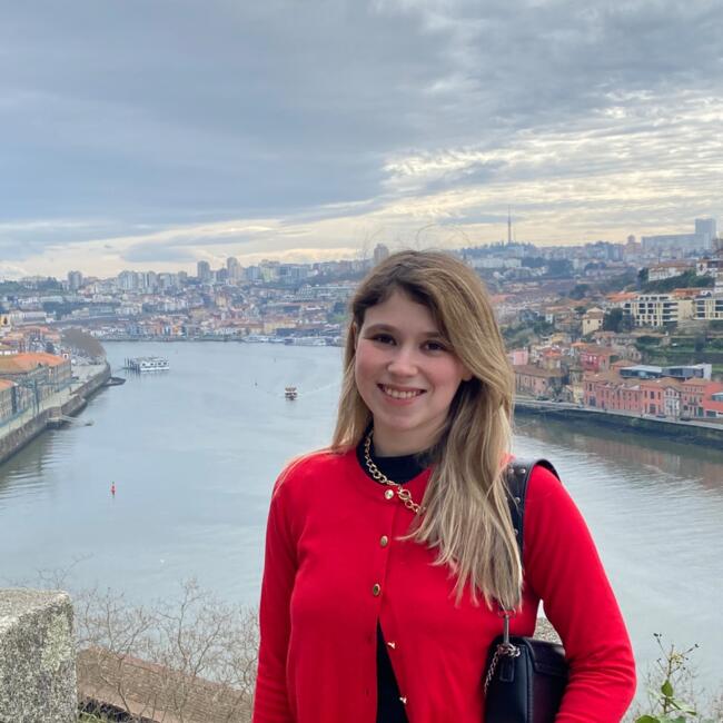 Babysitter in Abrunheira (Sintra): Raquel