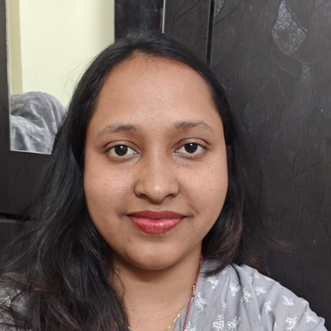 पुणे में बेबीसिटिंग की नौकरी: Shamaly